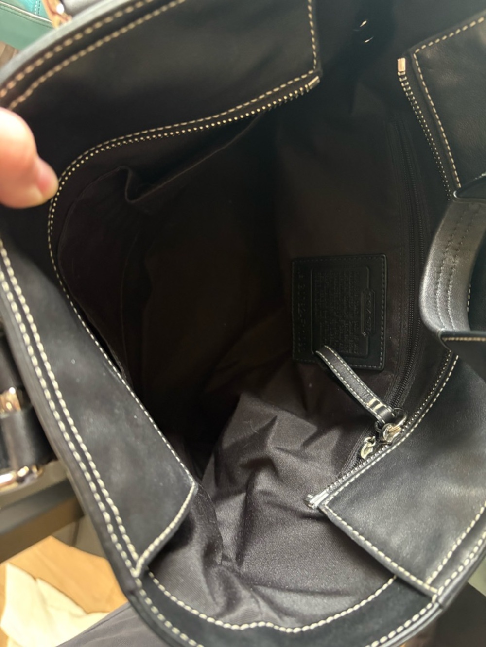 Coach Like New Black Leather Soho Tote Handbag - Picture 8 of 14